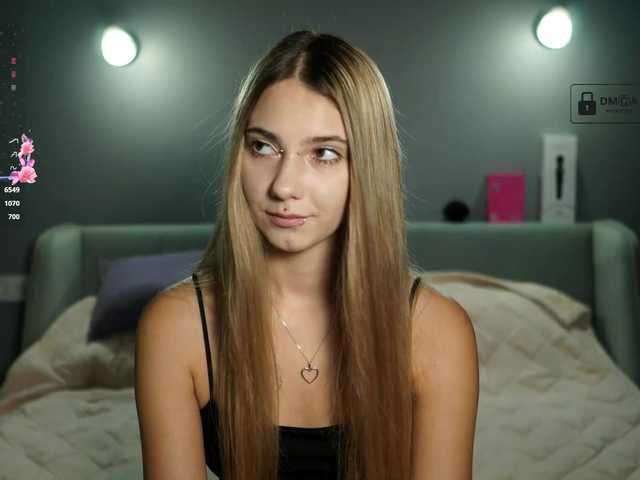 ange-linka live cam on BongaCams