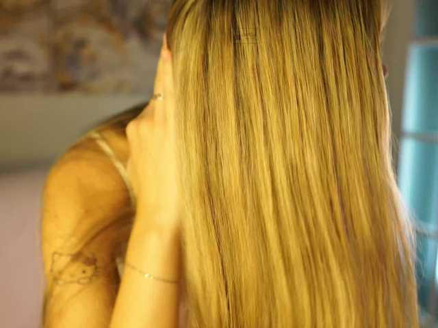 ange-linka live cam on BongaCams