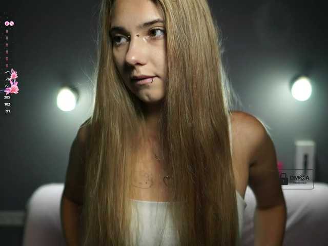 ange-linka live cam on BongaCams