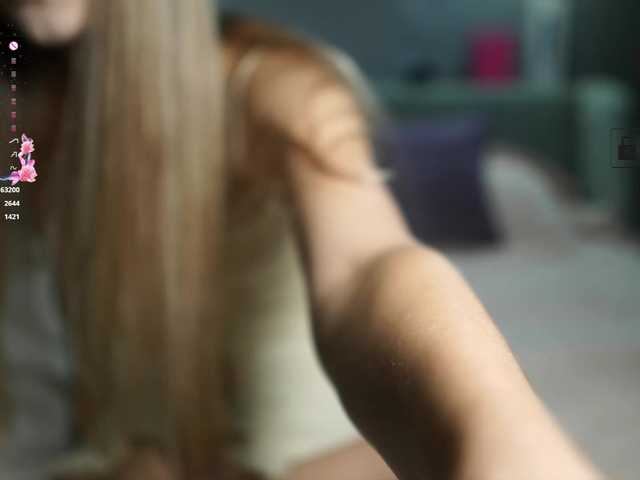 ange-linka live cam on BongaCams