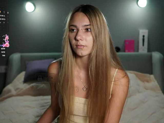 ange-linka live cam on BongaCams