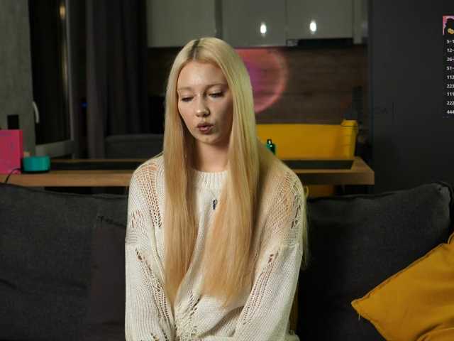 ange-linka live cam on BongaCams