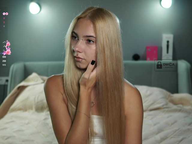 ange-linka live cam on BongaCams