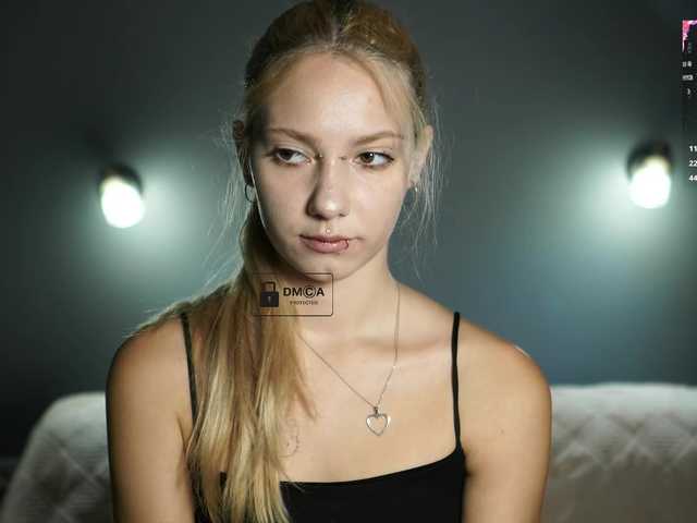 ange-linka live cam on BongaCams