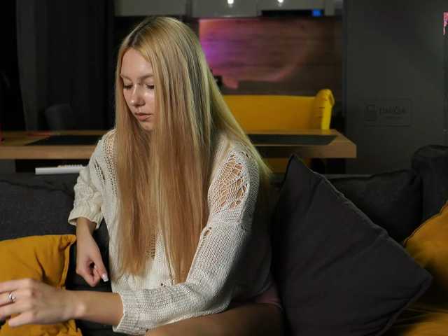 ange-linka live cam on BongaCams