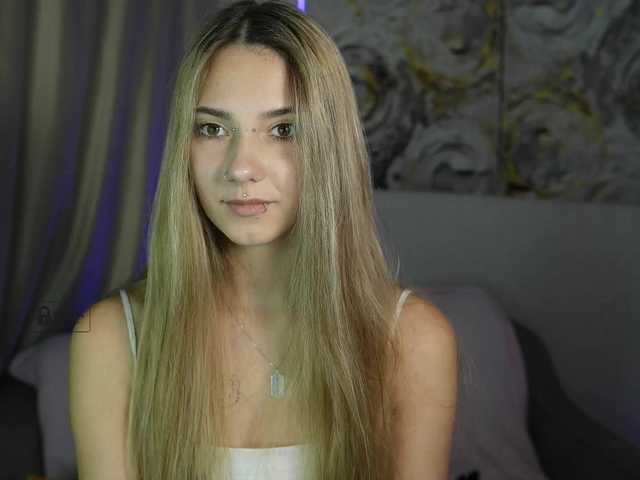 ange-linka live cam on BongaCams