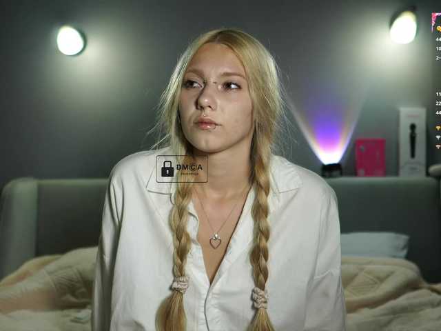 ange-linka live cam on BongaCams