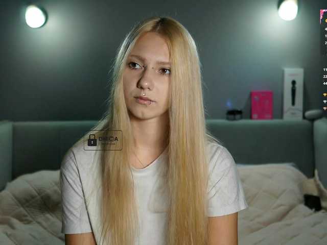 ange-linka live cam on BongaCams