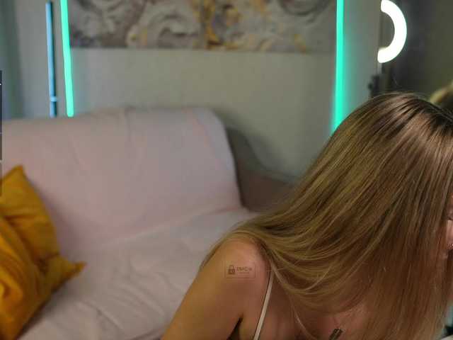 ange-linka live cam on BongaCams