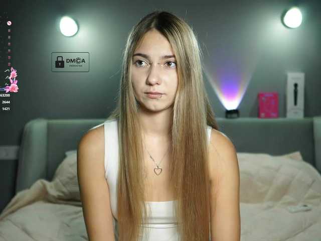 ange-linka live cam on BongaCams