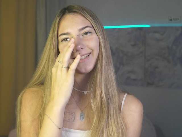 ange-linka live cam on BongaCams