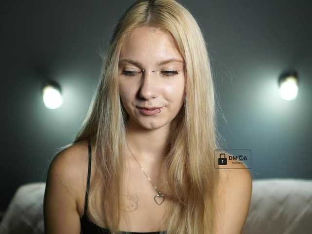 ange-linka live cam on BongaCams