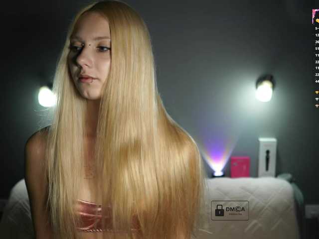 ange-linka live cam on BongaCams