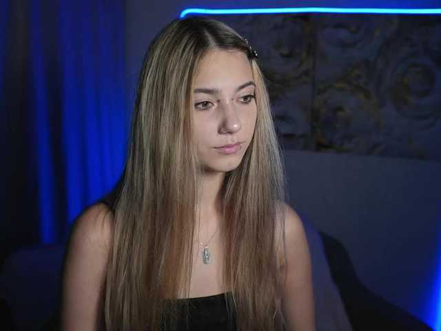 ange-linka live cam on BongaCams