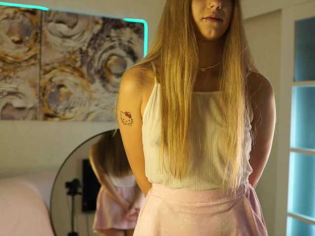 ange-linka live cam on BongaCams