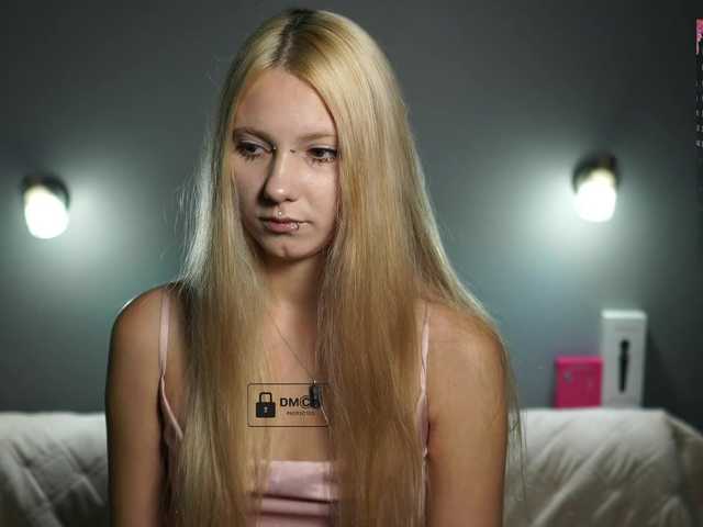 ange-linka live cam preview