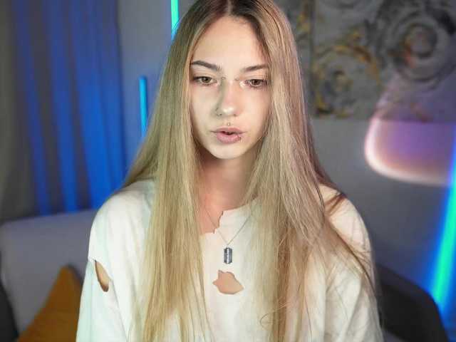 ange-linka live cam on BongaCams