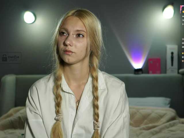 ange-linka live cam on BongaCams