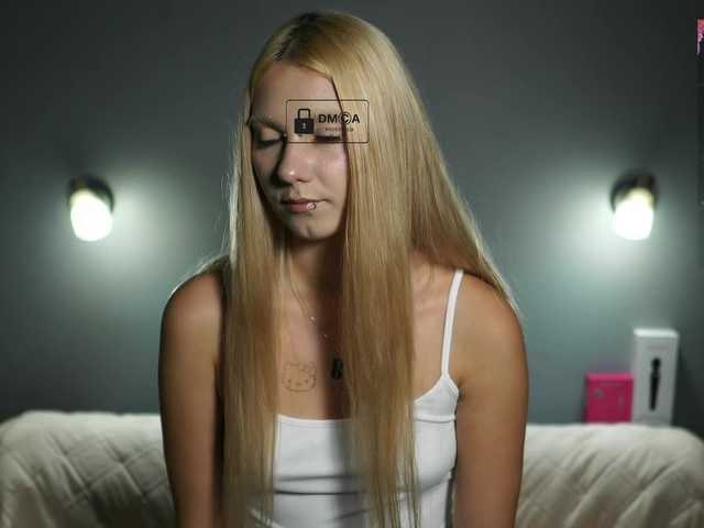 ange-linka live cam on BongaCams
