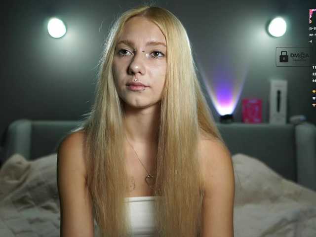 ange-linka live cam on BongaCams