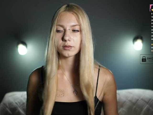 ange-linka live cam on BongaCams