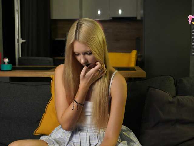 ange-linka live cam on BongaCams