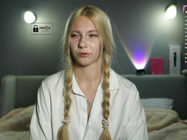 ange-linka live cam on BongaCams