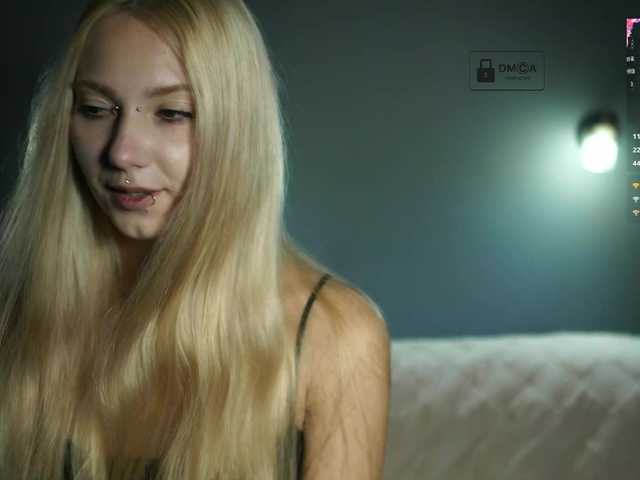 ange-linka live cam on BongaCams
