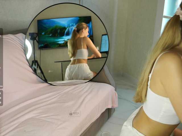 ange-linka live cam on BongaCams