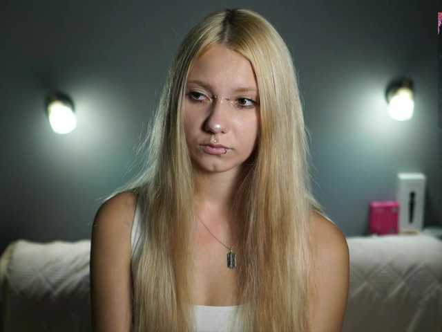 ange-linka live cam on BongaCams