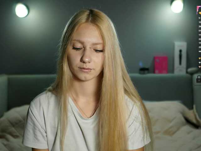ange-linka live cam on BongaCams