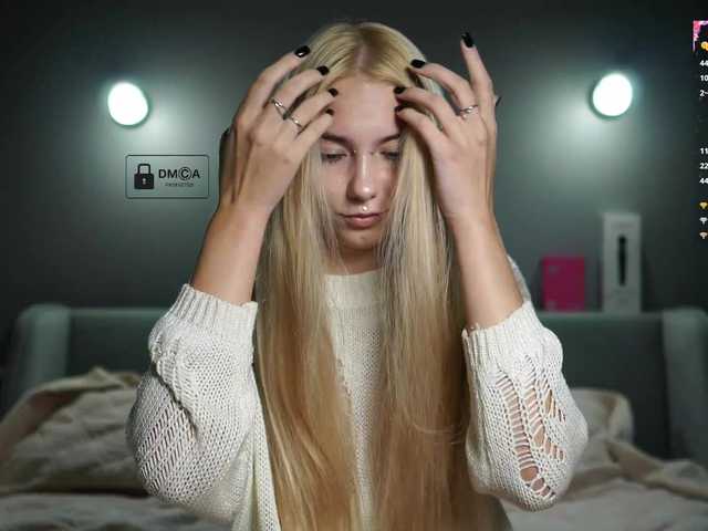 ange-linka live cam on BongaCams