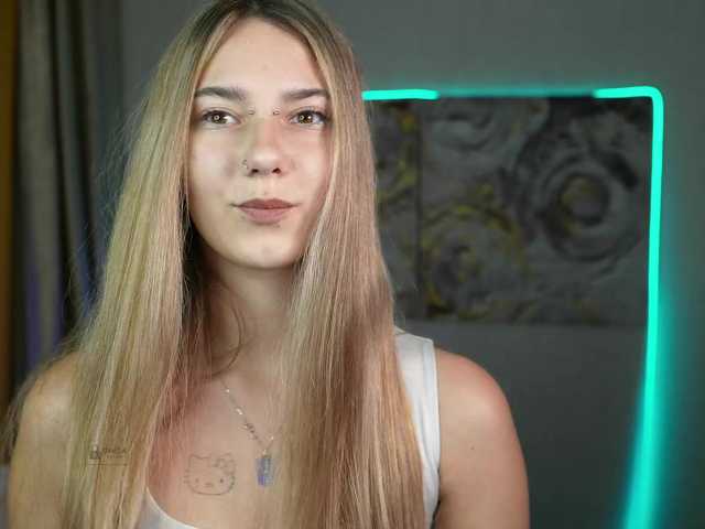 ange-linka live cam on BongaCams