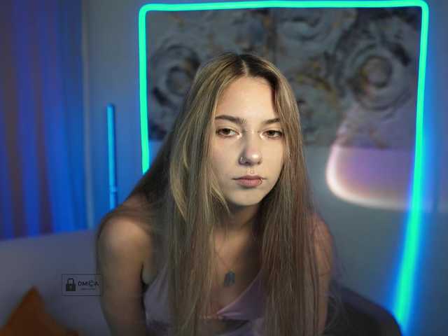 ange-linka live cam on BongaCams
