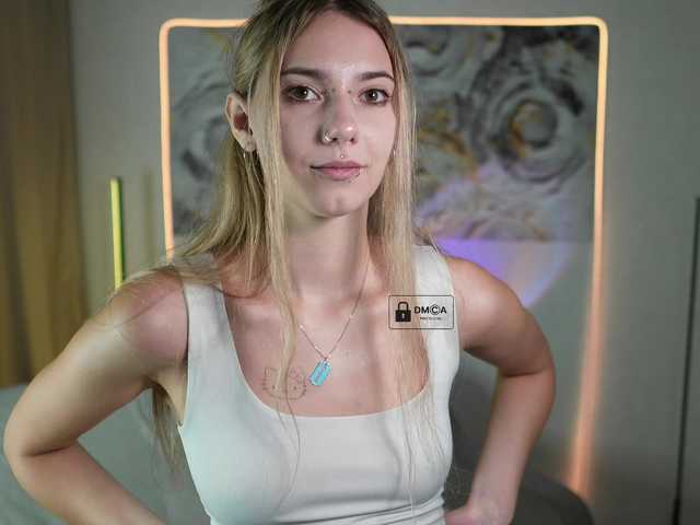 ange-linka live cam on BongaCams