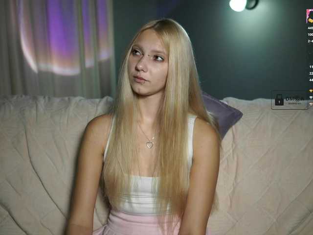 ange-linka live cam on BongaCams