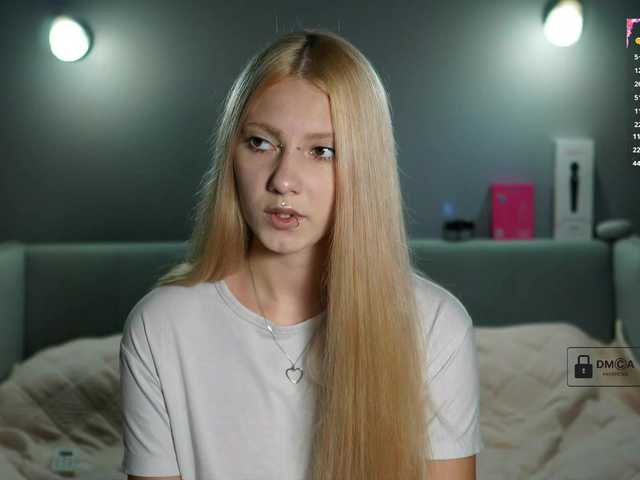 ange-linka live cam on BongaCams