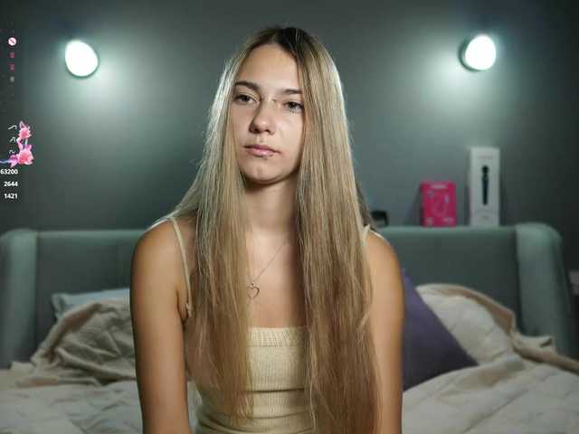 ange-linka live cam on BongaCams