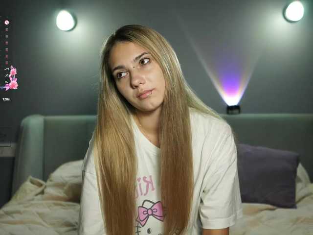 ange-linka live cam on BongaCams