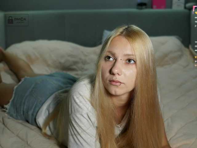 ange-linka live cam on BongaCams