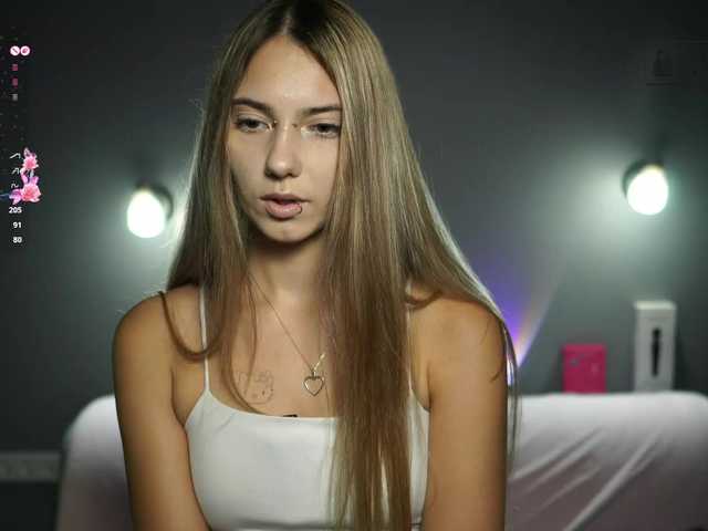 ange-linka live cam on BongaCams