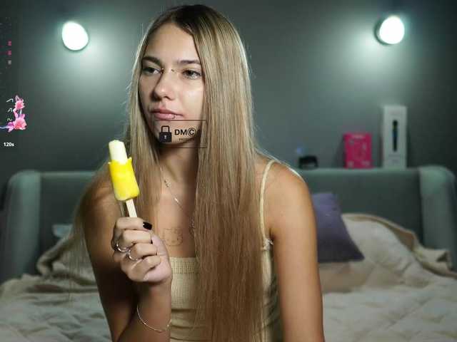 ange-linka live cam on BongaCams