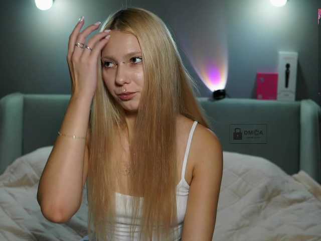 ange-linka live cam on BongaCams