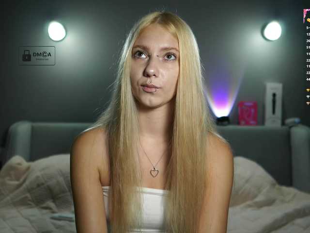ange-linka live cam on BongaCams