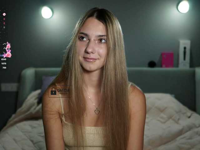 ange-linka live cam on BongaCams