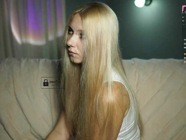 ange-linka live cam on BongaCams