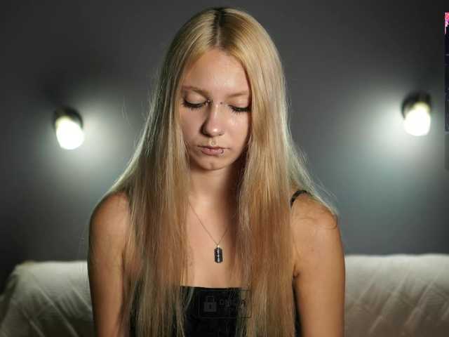 ange-linka live cam on BongaCams
