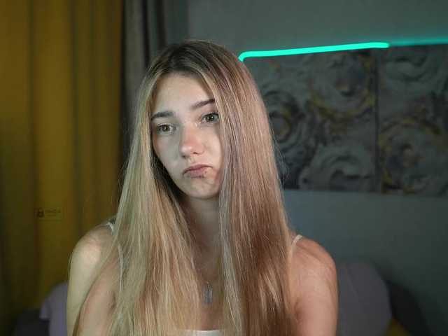 ange-linka live cam on BongaCams