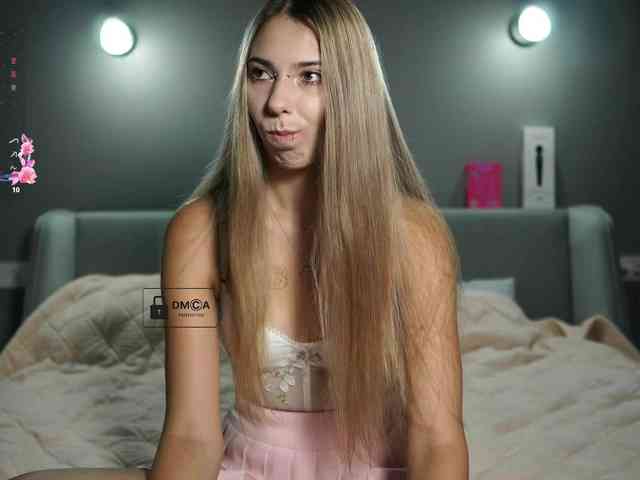ange-linka Live Webcam on BongaCams