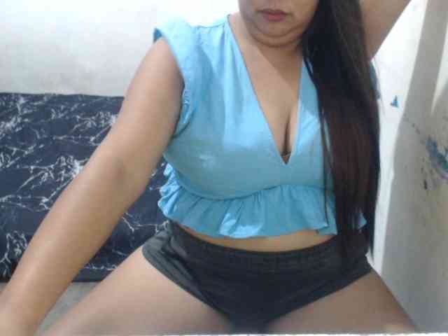 SecretModela webcam
